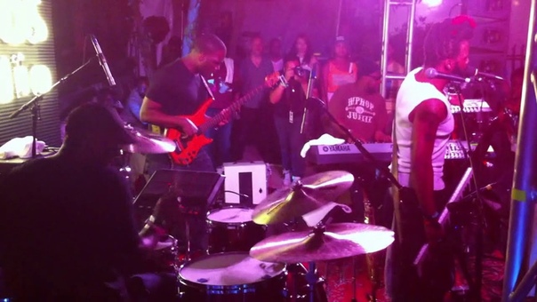 The Robert Glasper Experiment Smells Like Teen Spirit Sonos Studios
