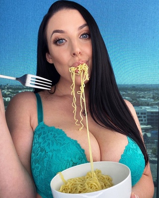Angela White 3 Bikini Gianna Michaels Compilation