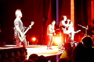 Not Ready to Die - Avenged Sevenfold -  Mansfield, MA (это просто божественно...)