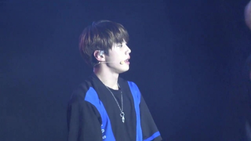 Jun ( UNB) fancam Feeling K Star Concert в Hwajeong Gymnasium of Korea
