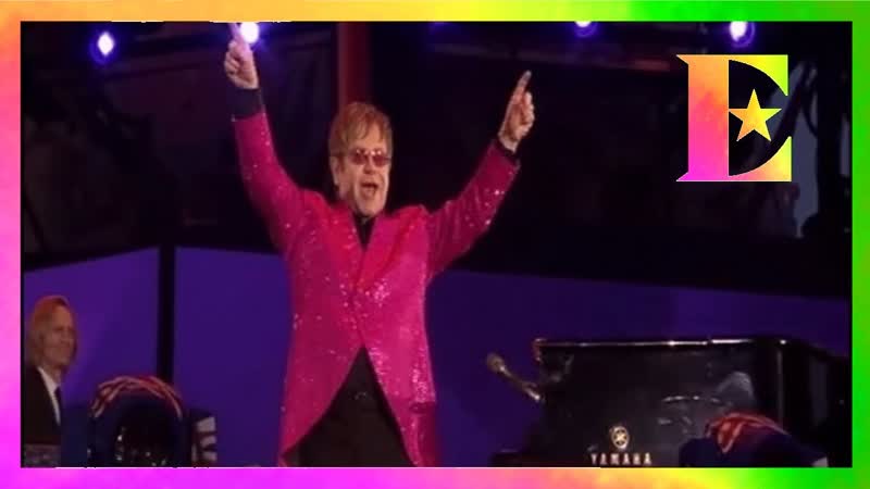 Elton John Your Song ( Live at Queens Diamond