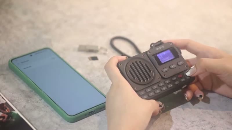 Суперпортативная Bluetooth Колонка MLOVE BV800 с FM