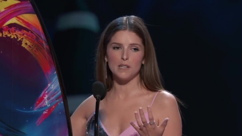 Anna Kendrick Wins The Choice Comedy Actress TEEN