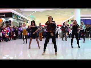 Flashmob MEXX