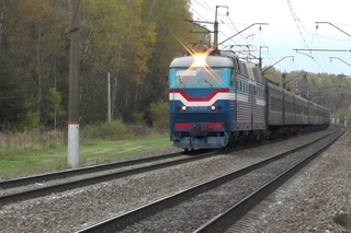 Электровоз ЧС7-037 с поездом № 061 Москва - Николаев