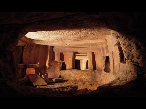 Подземный город деринкую турция. Каменная пещера. Чайтьи древняя индия. Подземные цивилизации. Пещеры прошлых цивилизаций.
