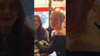 @ENISA in a cafe with me 🤯 #piano #music #lyrics #cover #singing #pianocover #mockingbird #enisa