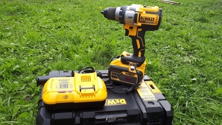 КУПИЛ ДРЕЛЬ - ШУРУПОВЕРТ DeWALT DCD991X1.