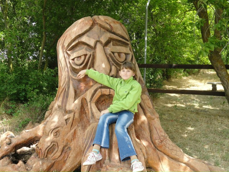 №75, Алеся Величко, Саки №75, Алеся Величко, Саки