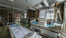 Страшные видео больницы. Заброшенная больница. Заброшенная хирургическая больница. Заброшенная американская больница.