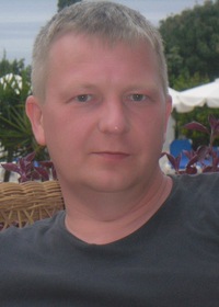 Александр Харитонов