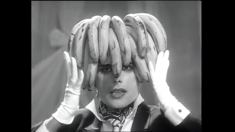 Queen Im Going Slightly Mad ( Official