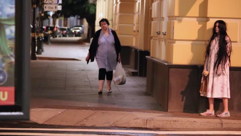 Пранк: Жуткая девушка, Scary girl prank