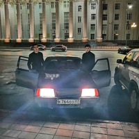 Витя Фролов