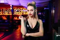 Фотоотчет луганск. План б бар Москва. Лаунж бар Боброва. План б Уфа бар. Яване бар большой бюст