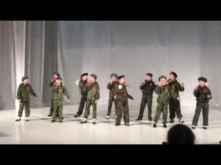 2_Вокальный ансамбль“ Сюрприз“_“ Три танкиста“