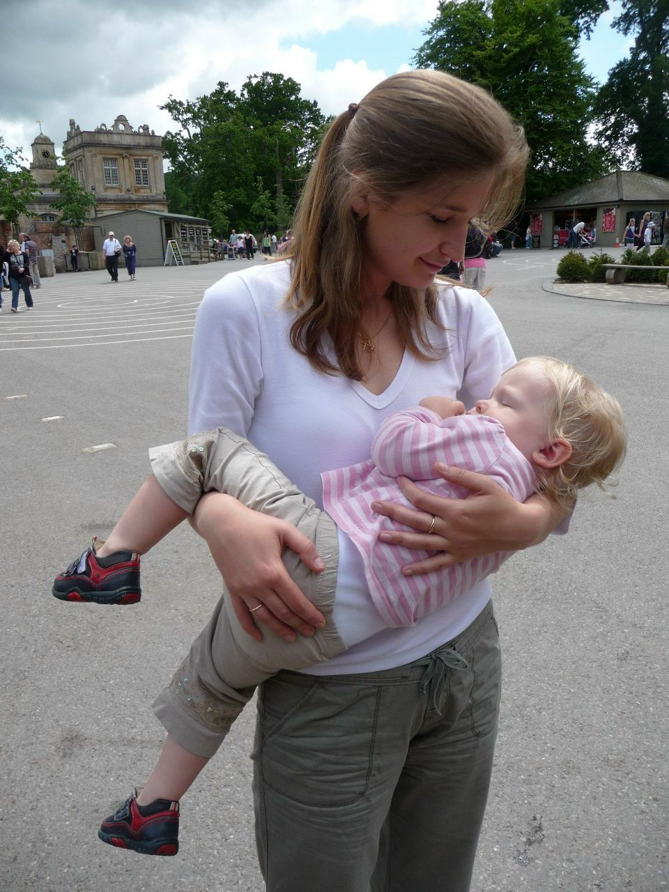 Елена Зверлова | London