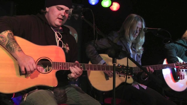 Black Stone Cherry Lonely Train (live and