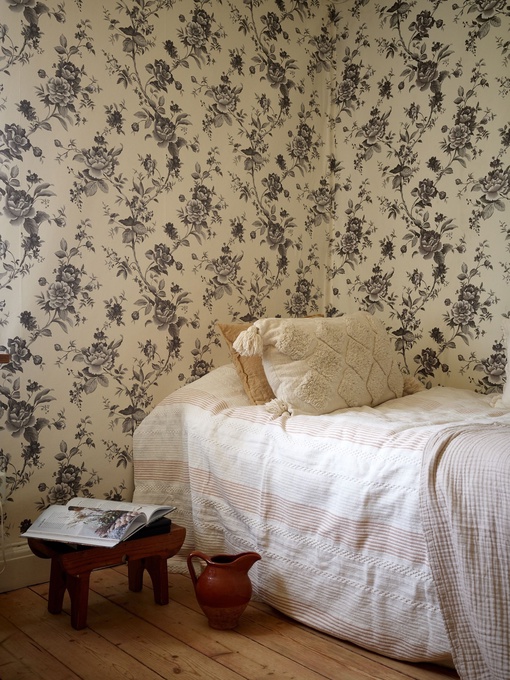 Этот восхитительный старый летний дом расположен в живописном месте Швеции.