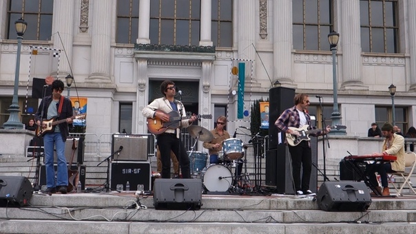 Allah Las Catalina Live in Berkeley, Cal Day