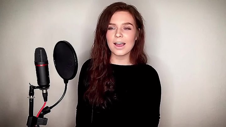 Как поёт красиво Аж соседи пришли и попросили сделать