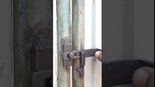 Simple Sliding Door Lock #construction #welding #shorts