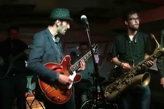 Blues Jukebox - Shake Your Moneymaker (Elmore James)